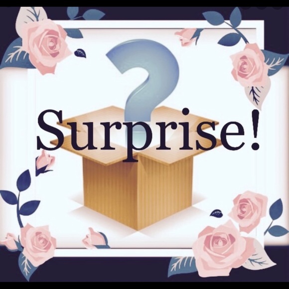 🎉10 FOR $30 🎉Mystery/Resellers Box - Picture 4 of 7